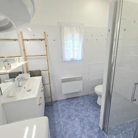 Charmante Maison En Foret Pres D'eymet, Animaux Admis - Fr-1-616-247 에이메