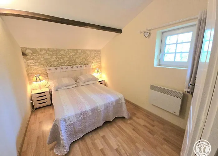 Charmante Maison En Foret Pres D'eymet, Animaux Admis - Fr-1-616-247 בית נופש